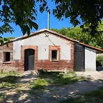 Holiday home Ferme Pedagogique Bordeneuve *