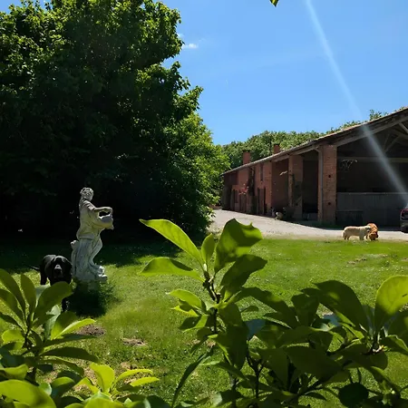 Holiday home Ferme Pedagogique Bordeneuve *