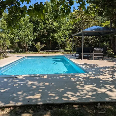Holiday home Ferme Pedagogique Bordeneuve